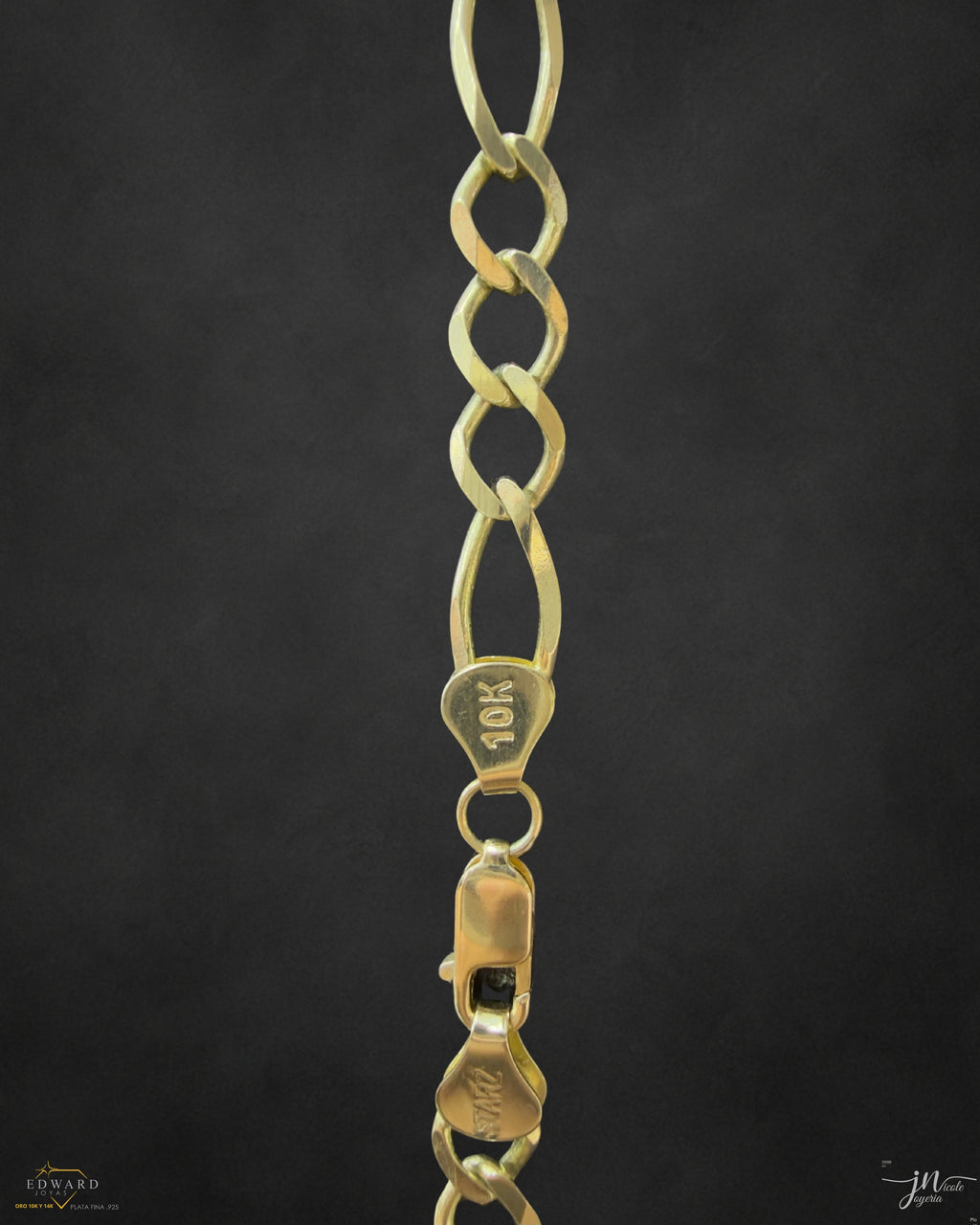 Cadena estilo fígaro 3x1 sólida en oro 10k de 7mm