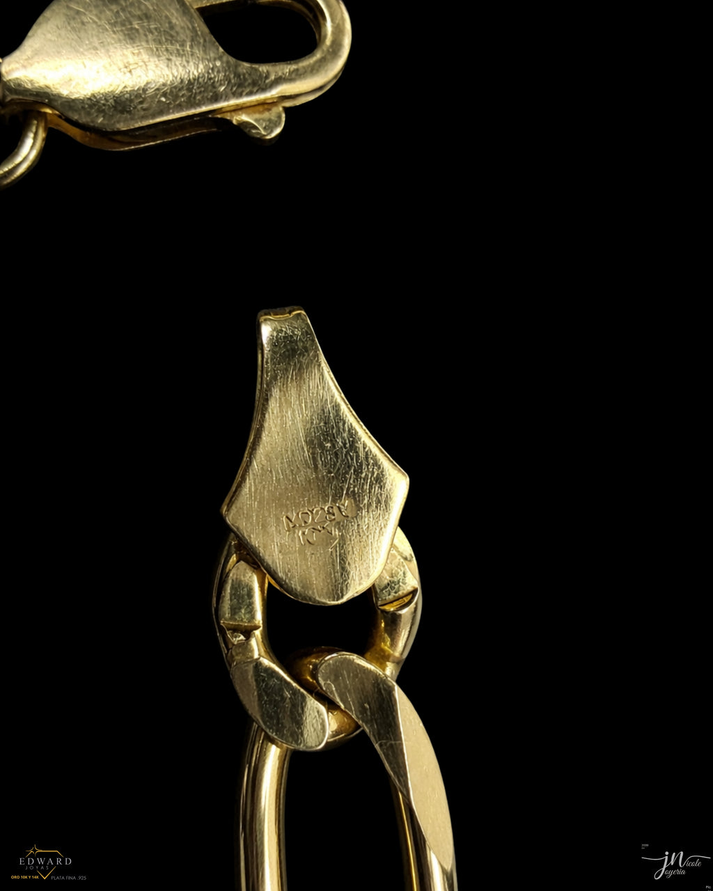 Pulso fígaro estilo 3x1 sólido en Oro 10K de 7mm