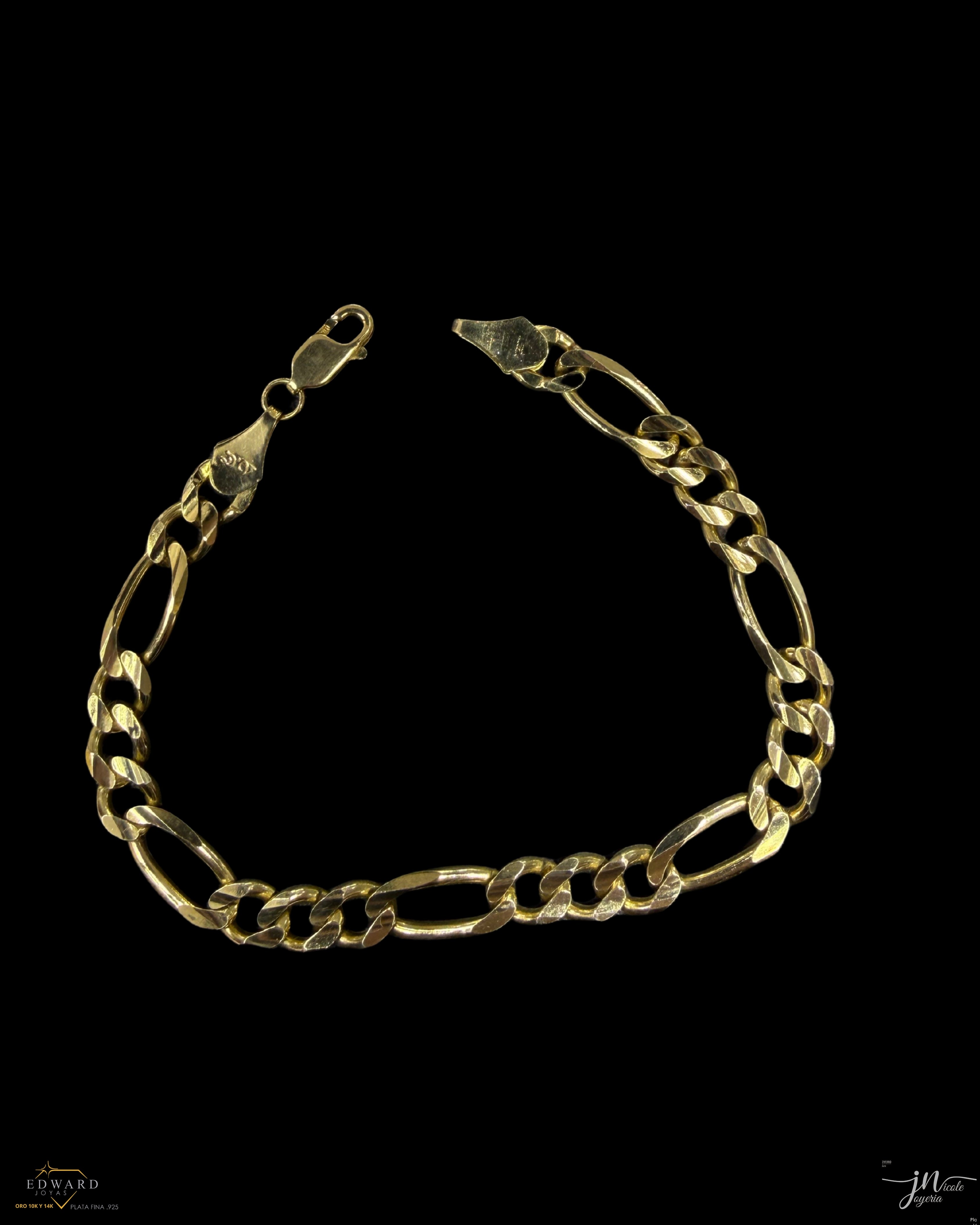 Pulso fígaro estilo 3x1 sólido en Oro 10K de 7mm