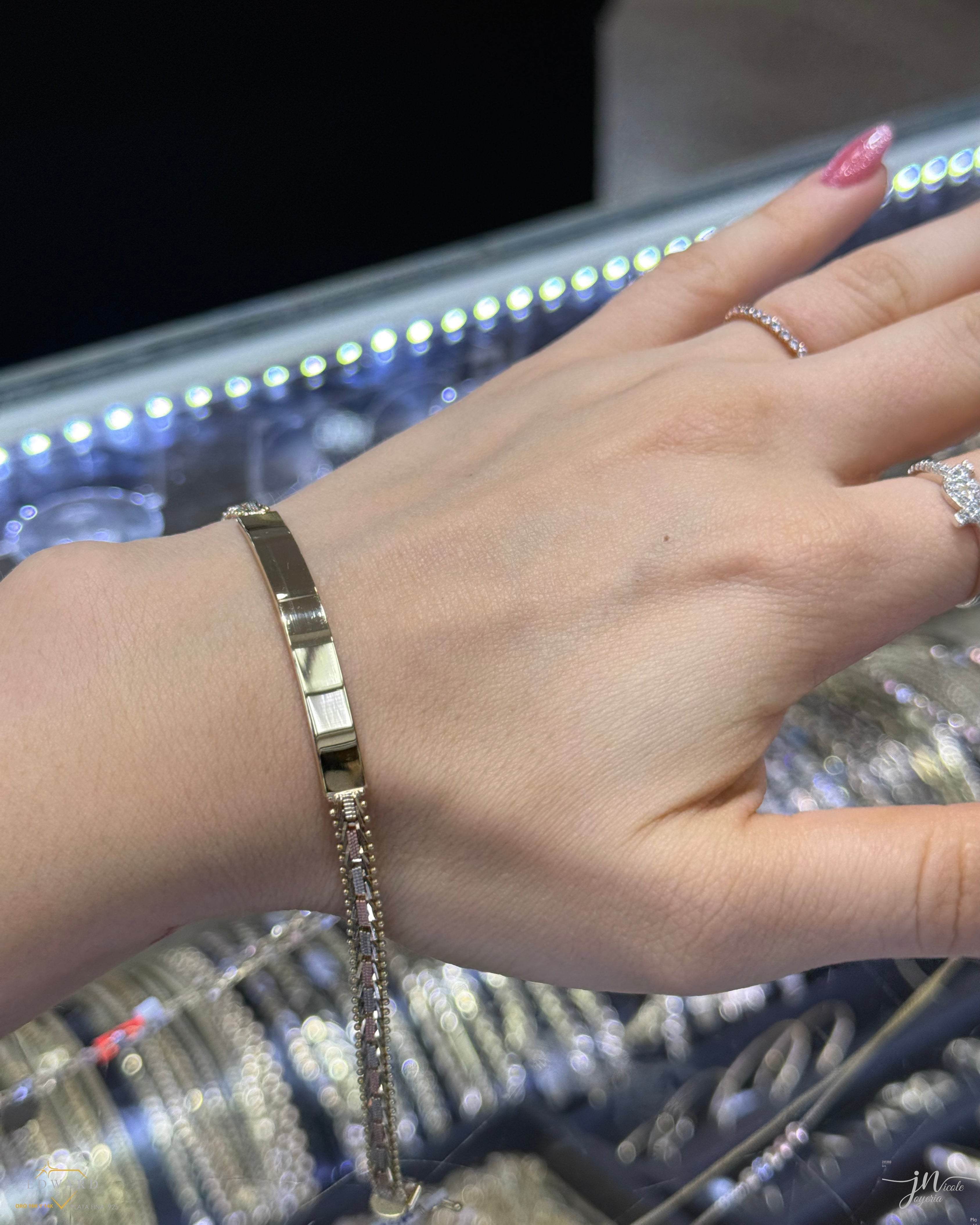 Esclava Crown Three Gold en oro de 10K